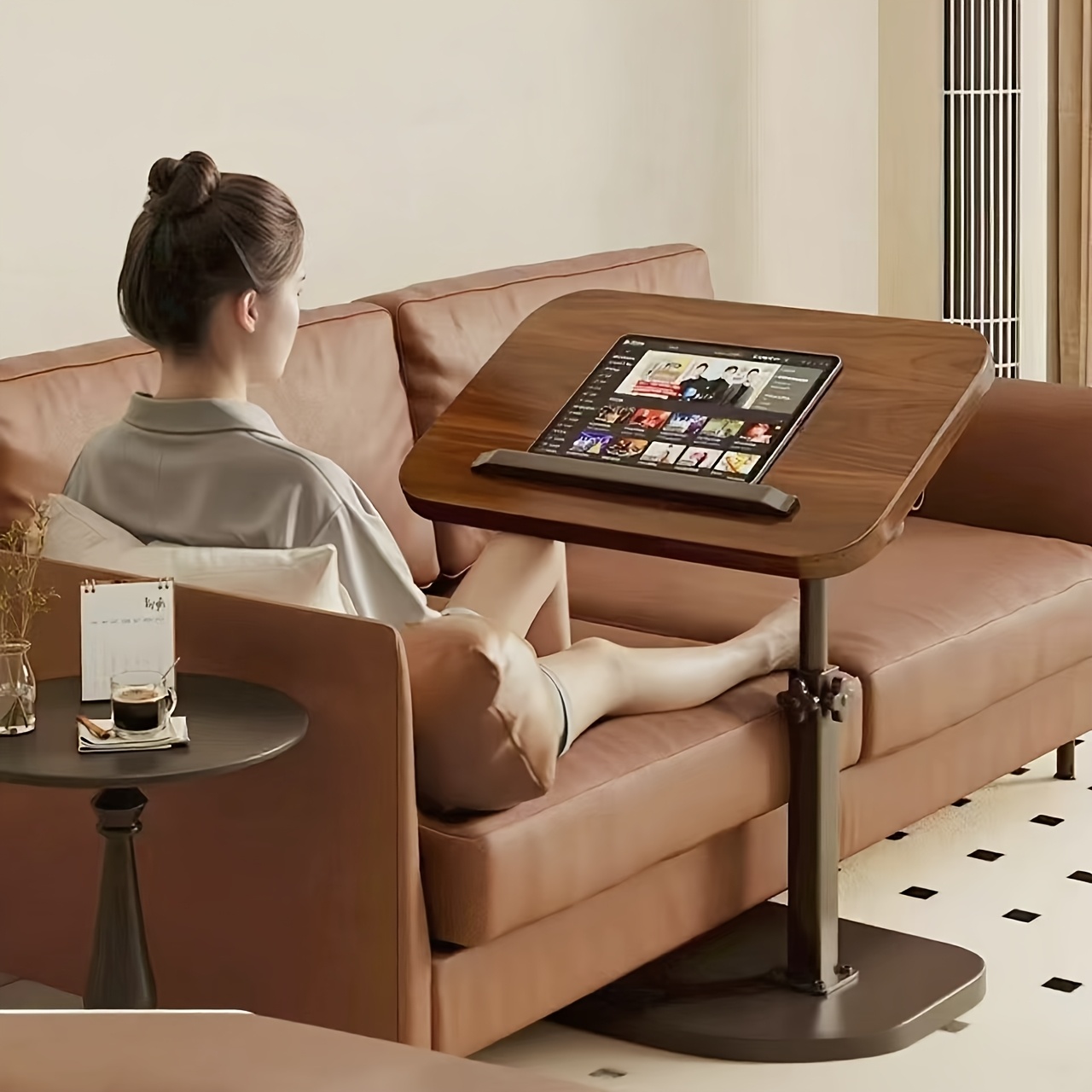 Office Furniture - Meja Laptop Putar dari Kayu Walnut